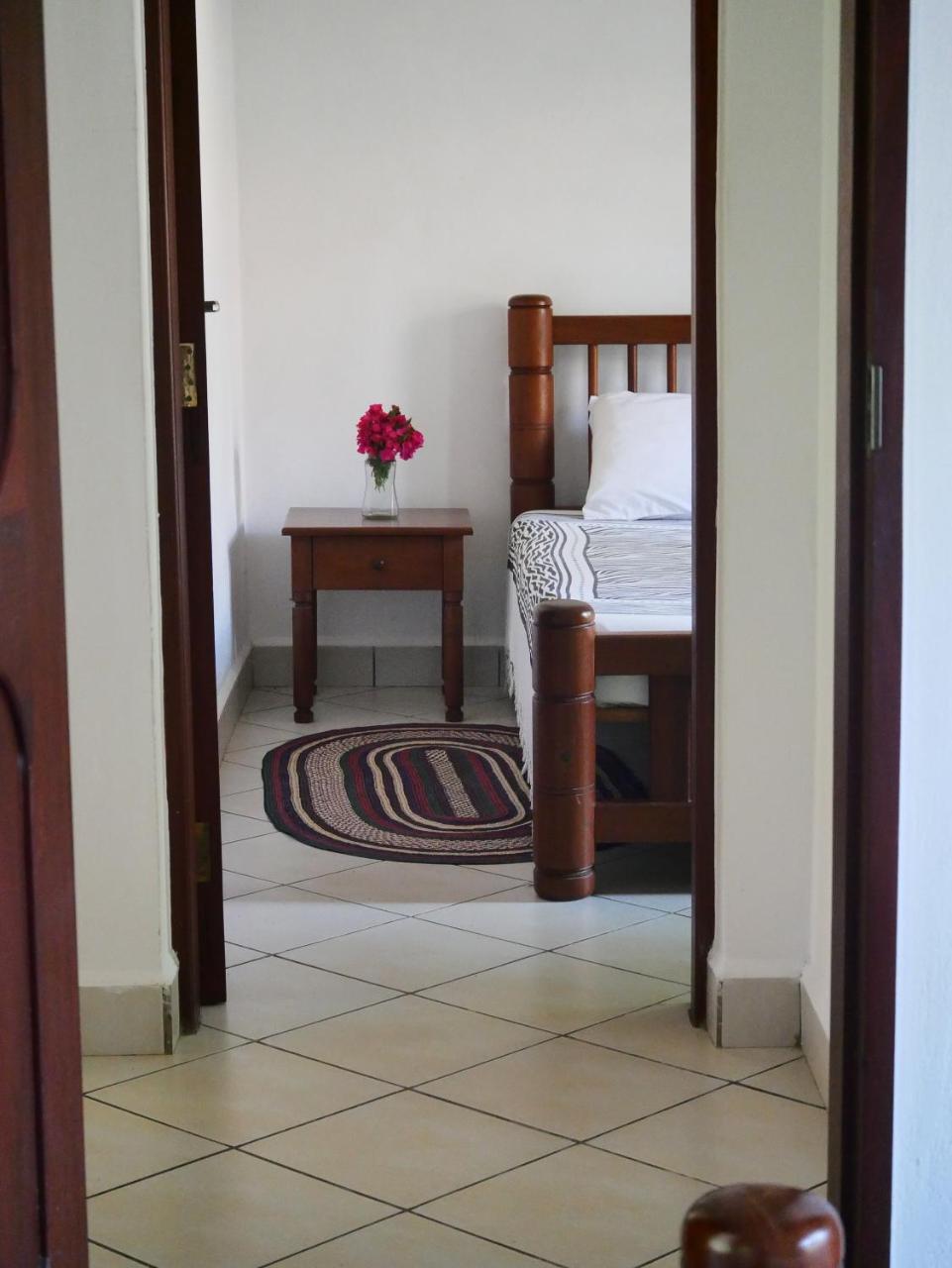 Diani Cottages Diani Beach Exterior foto