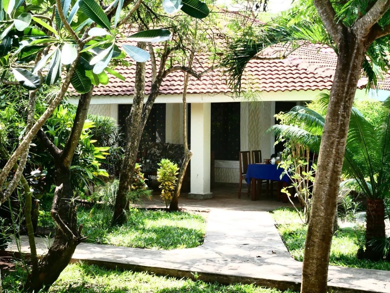 Diani Cottages Diani Beach Exterior foto